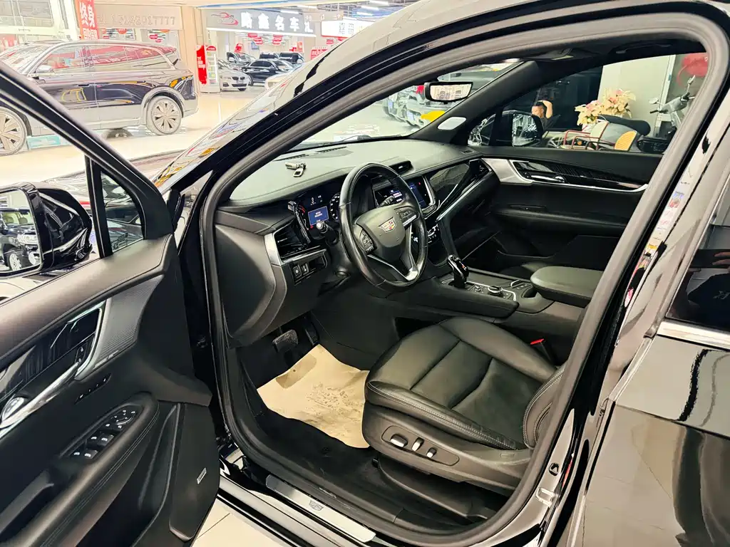 Cadillac XT6 28 T 6-seat 4 WD Luxury