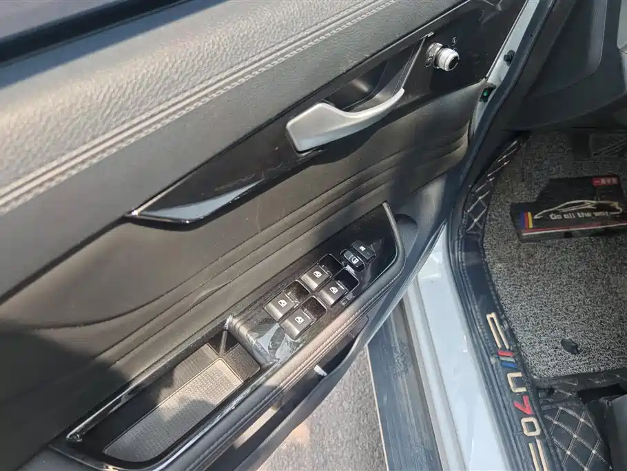 VGV U70 VGV U70 2020款 1.5 T 自动智享精英版 5座