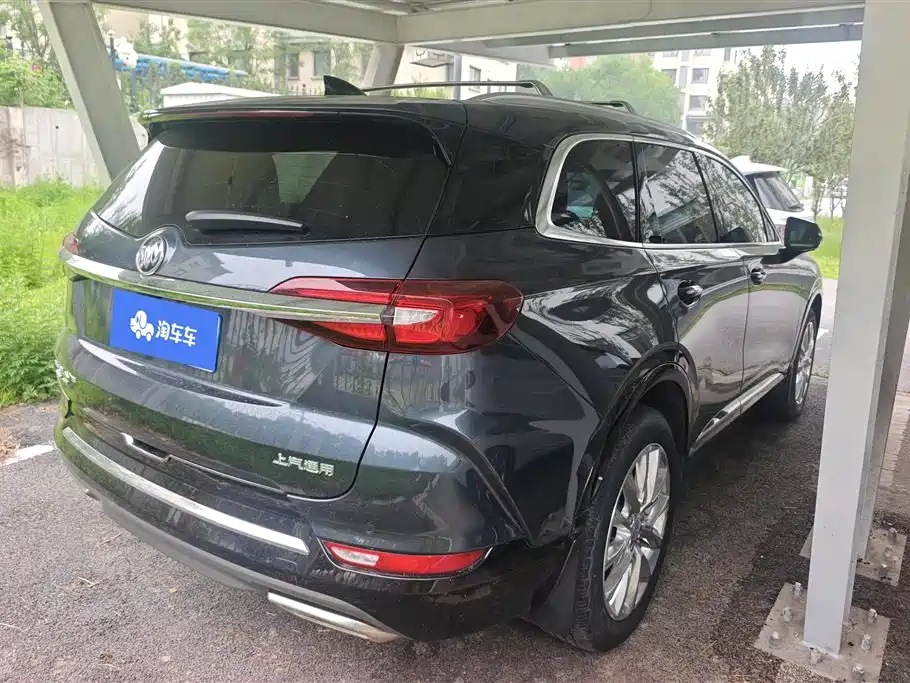 Enclave 28 T 4 WD Premium Flagship