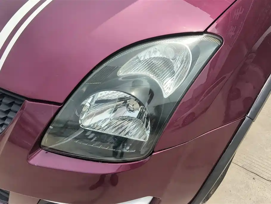 Swift 1.5 L Auto 20 Anniversary Limited