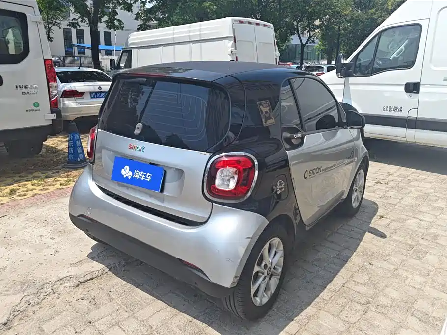 smart fortwo 1.0 L 52 kW Hardtop Agile