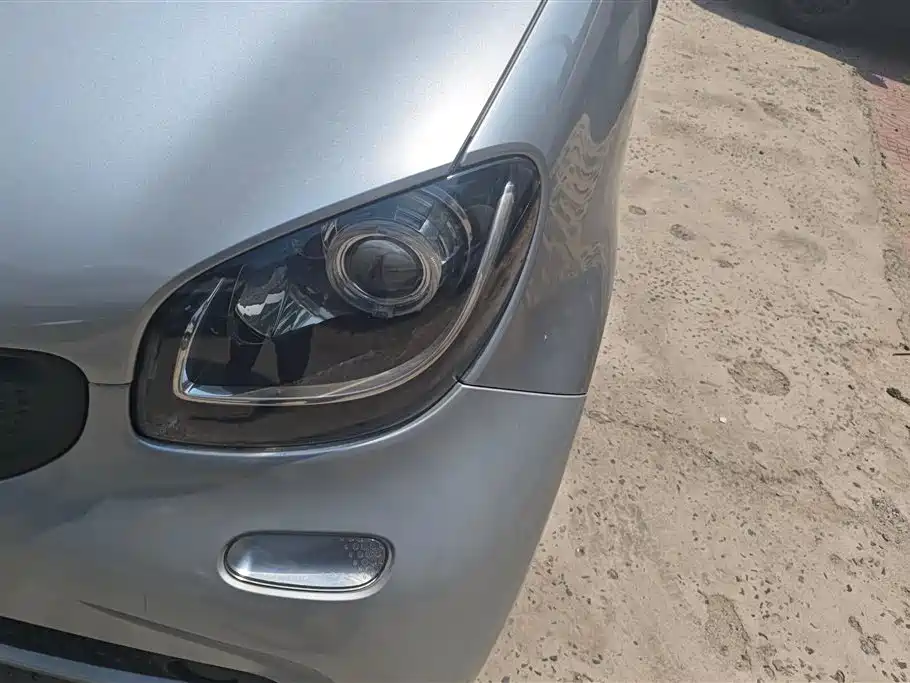 smart fortwo 1.0 L 52 kW Hardtop Agile