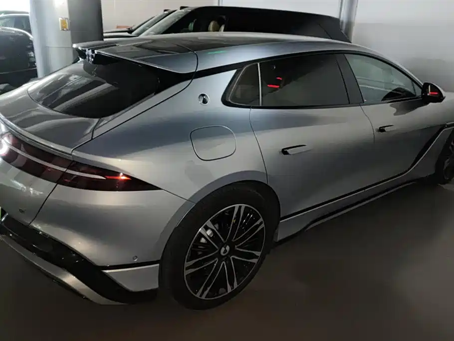 Denza Z9 GT 腾势Z9 GT 2024款 1100四驱Ultra首发版