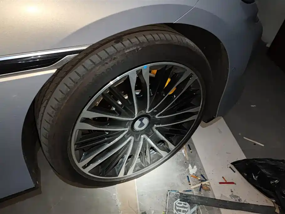 Denza Z9 GT 腾势Z9 GT 2024款 1100四驱Ultra首发版