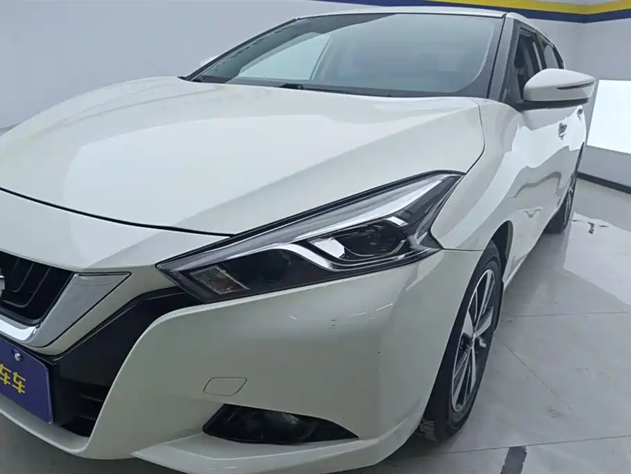 Lannia 1.6 L CVT Cool