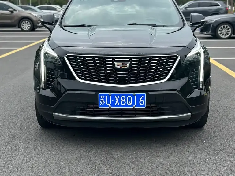 Cadillac XT4 凯迪拉克XT4 2022款 28 T 四驱尊贵型