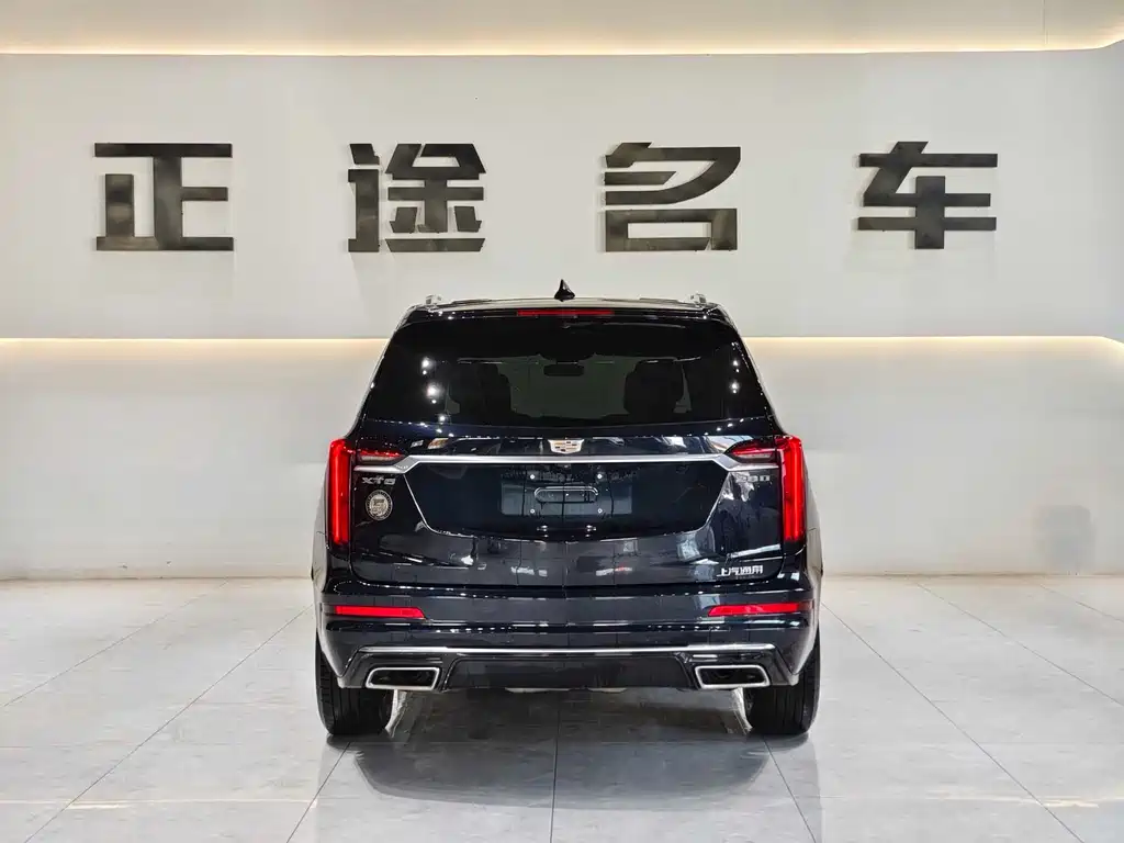 Cadillac XT6 28 T 6-seat Style