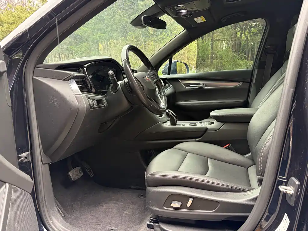 Cadillac XT6 28 T 6-seat Style