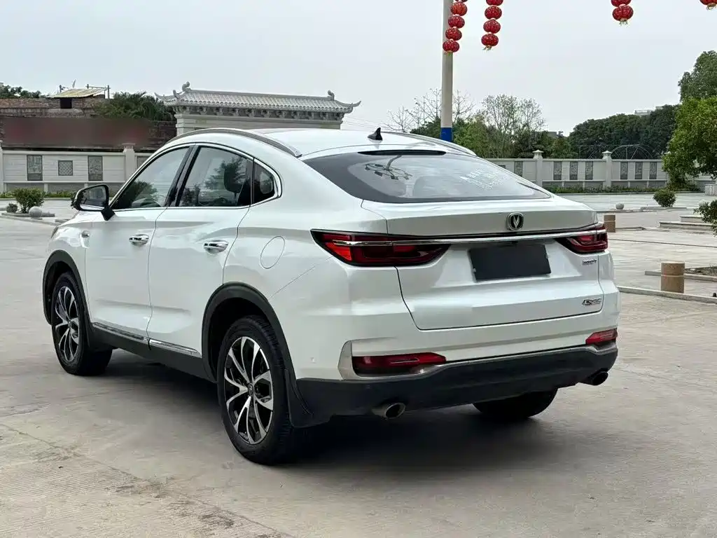 Changan CS85 Coupe 1.5 T DCT CN-VI