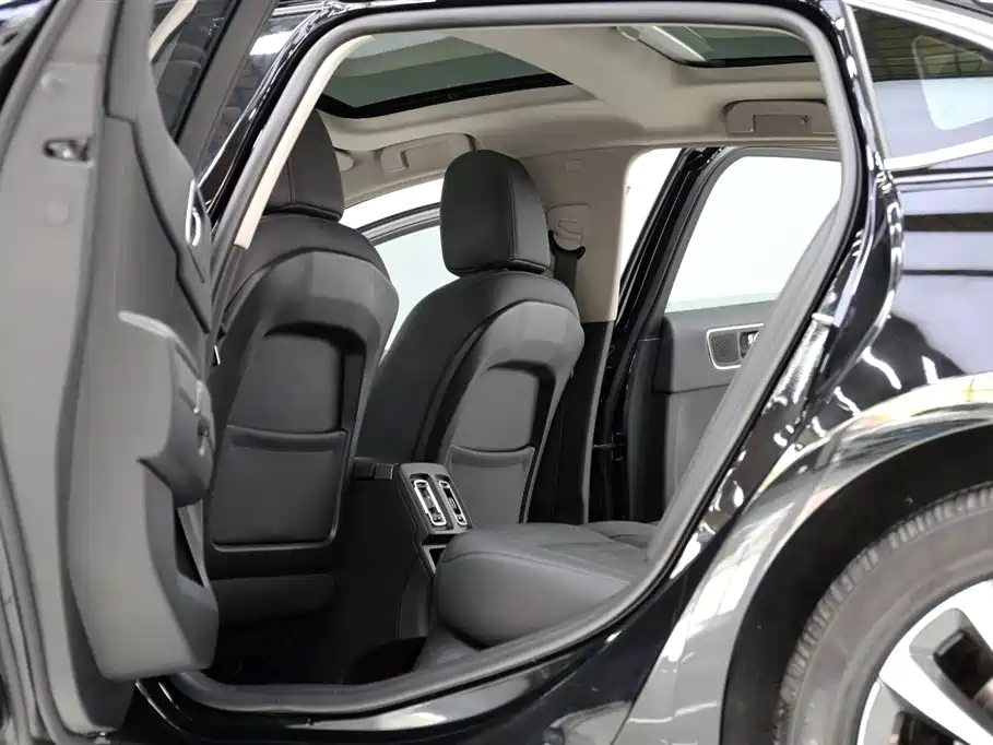 Citroën C6 400 THP Comfort