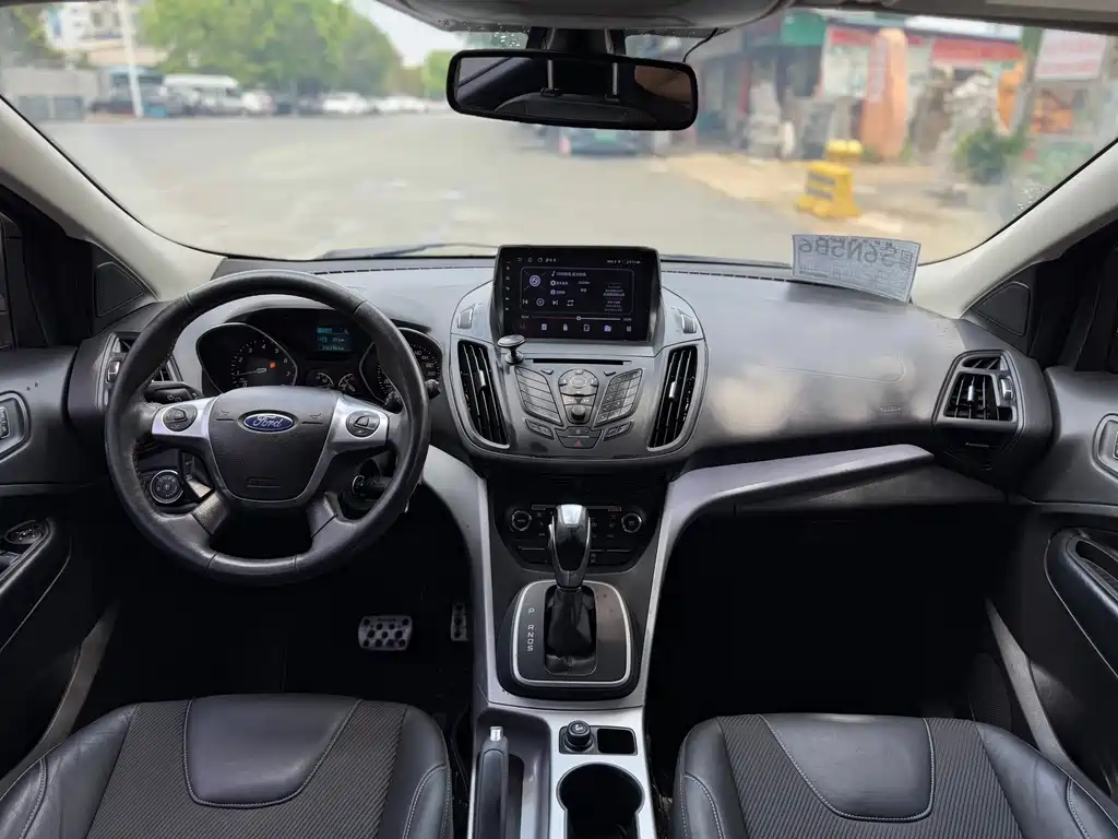 Kuga 1.5 L GTDi 2 WD Style
