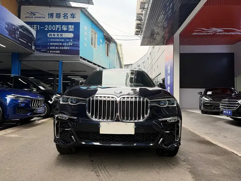 BMW X7 xDrive40 i Premium M Sport Package