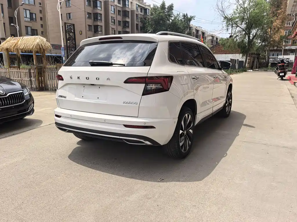 Karoq 柯珞克 2022款 改款 TSI280 奢享版
