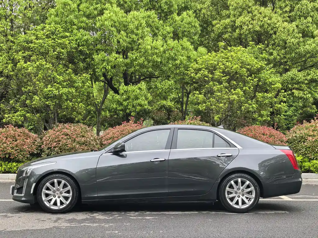 Cadillac CTS (Import) 28 T Luxury