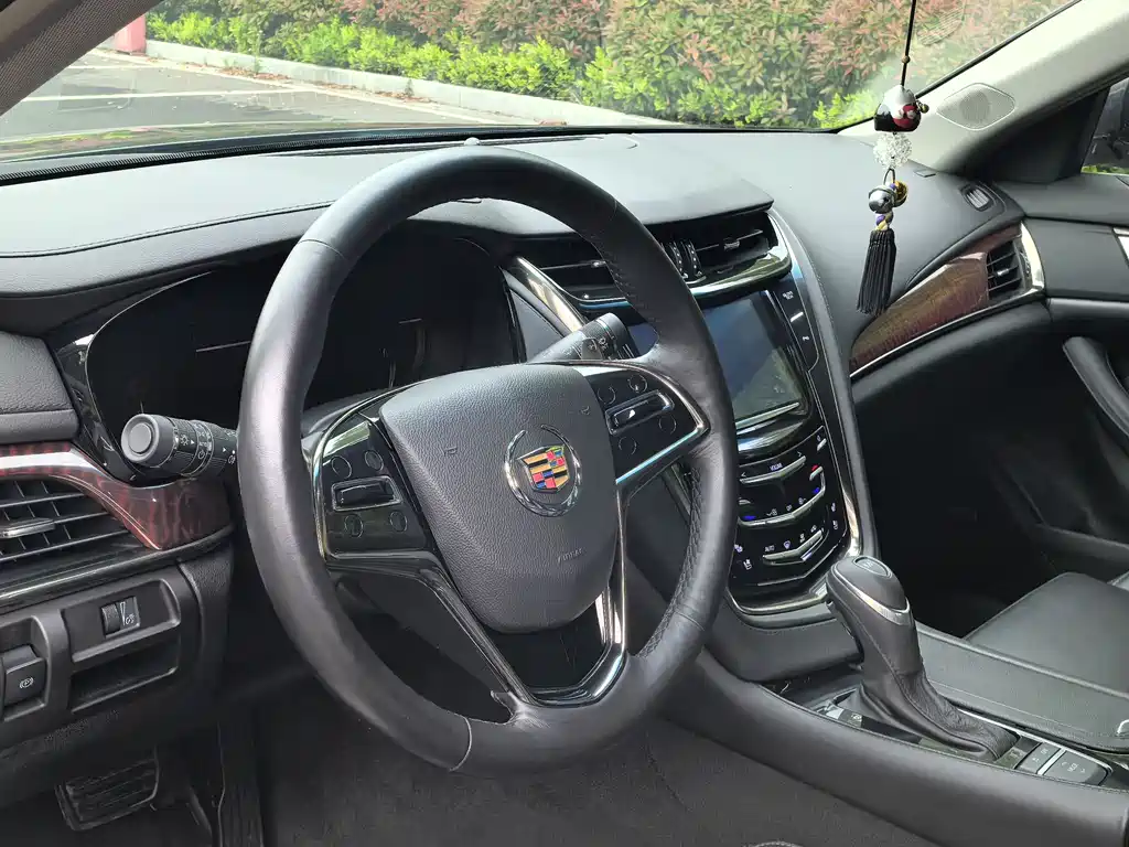 Cadillac CTS (Import) 28 T Luxury