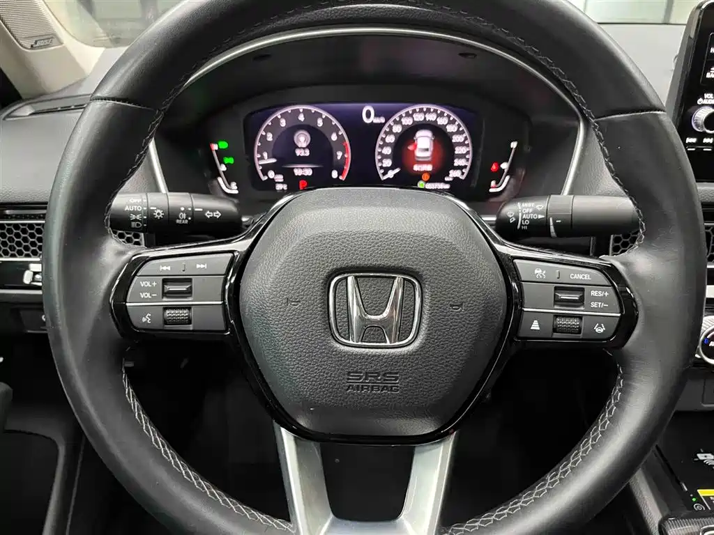 Integra 240 TURBO CVT Premium