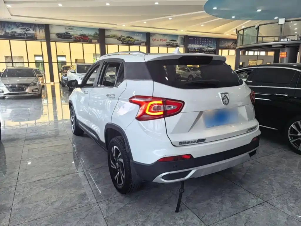 Baojun 510 1.5 L Auto Luxury