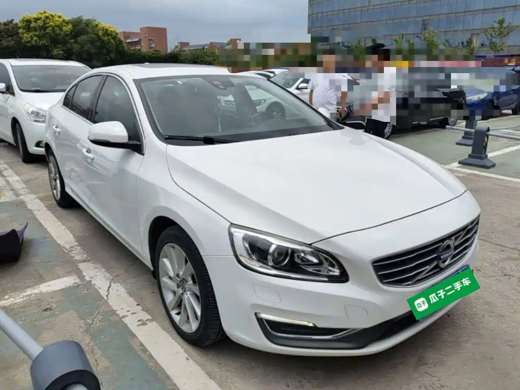 Volvo S60 S60 L 2.0 T Smart Vision