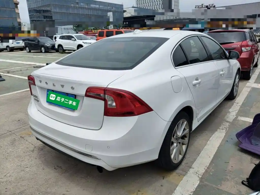 Volvo S60 S60 L 2.0 T Smart Vision