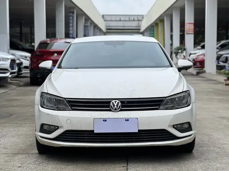 Volkswagen Lamando 230 TSI DSG Style