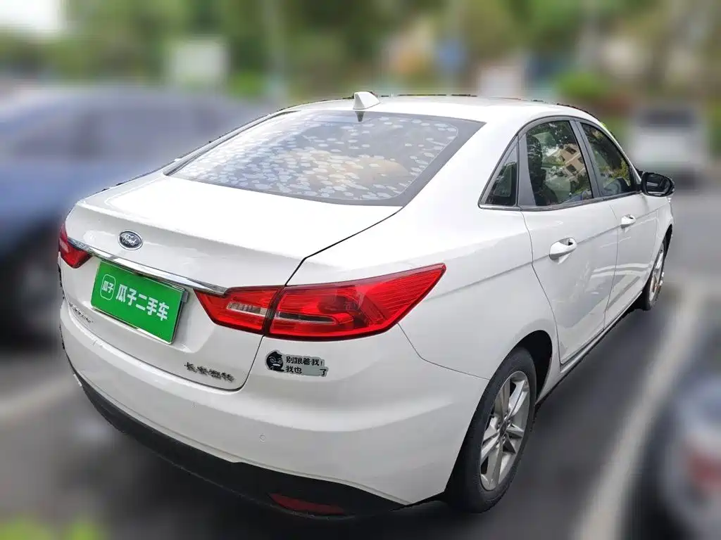 Escort Facelift 1.5 L Auto Joy CN-VI