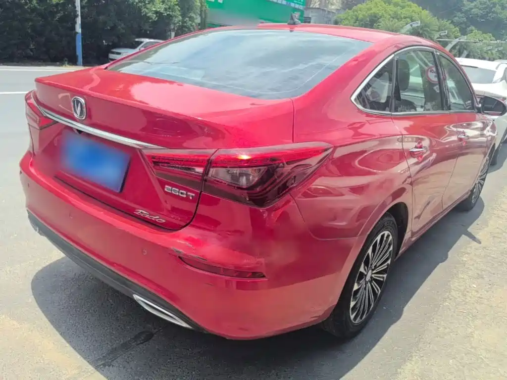 Eado Blue Whale 280 T GDI DCT Top Speed