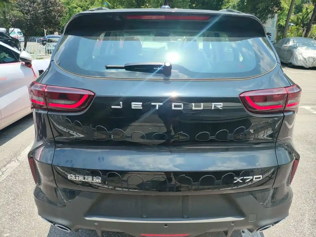 Jetour X70 1.5 T DCT Premium Enjoyment 5-seat