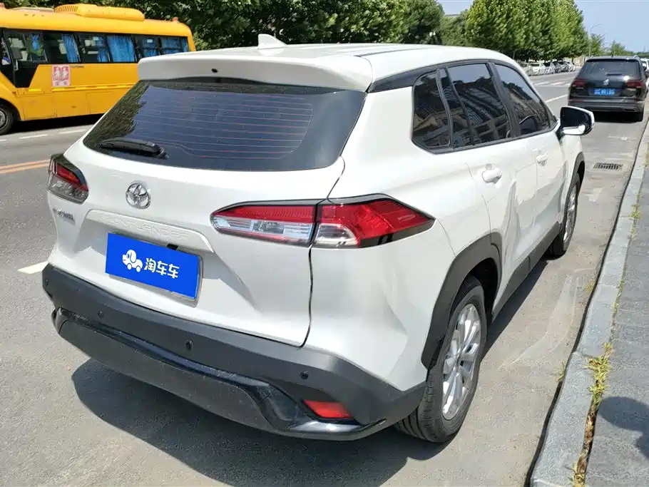 Frontlander 2.0 L CVT Leading