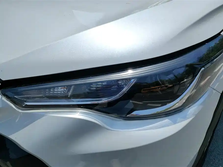 Frontlander 2.0 L CVT Leading