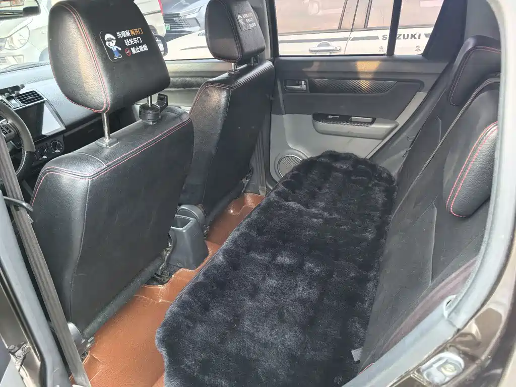 Swift 1.5 L Manual Fashion