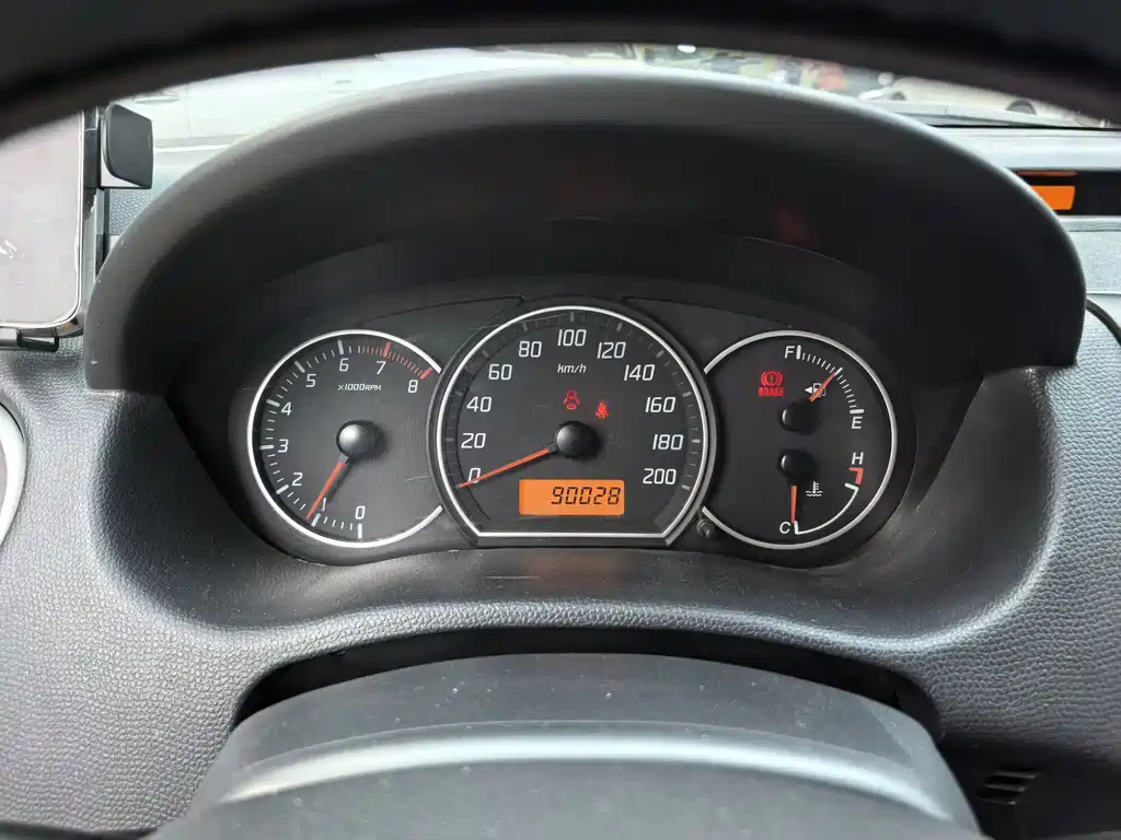 Swift 1.5 L Manual Fashion