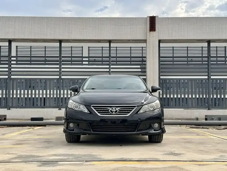 Toyota Mark X 2.5 V Demeanor Elite Dazzle Pack