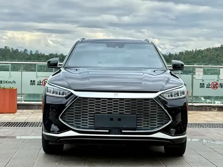 BYD Song PLUS NEV DM-i 100 KM 4 WD Flagship PLUS