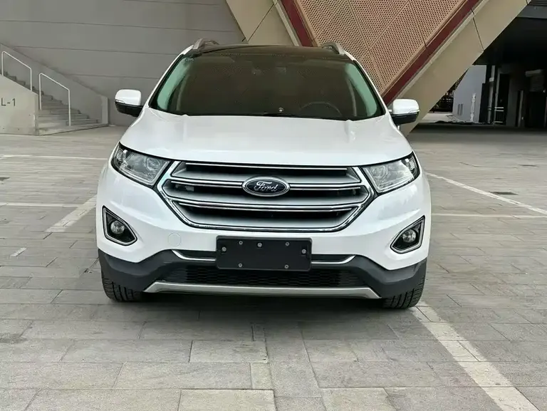 Ford Edge EcoBoost 245 2 WD Grand Sharp 7-seat CN-V