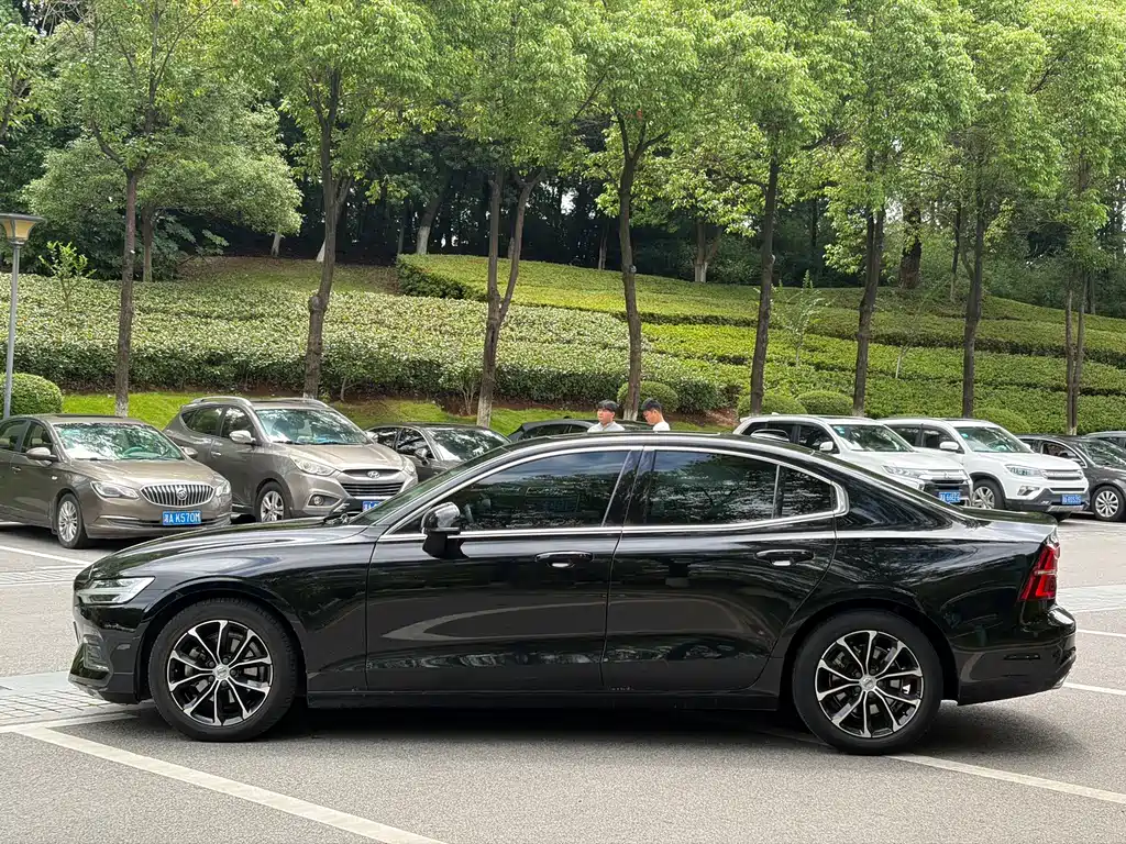 Volvo S60 T4 Smart Ease Luxury