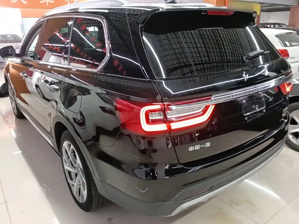 Hongqi HS7 2.0 T DCT 2 WD Connected Flagship 7-seat