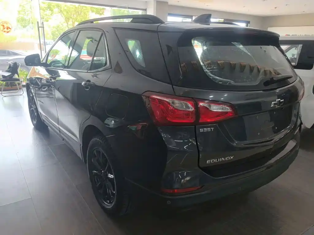 Equinox 535 T Auto Speed World