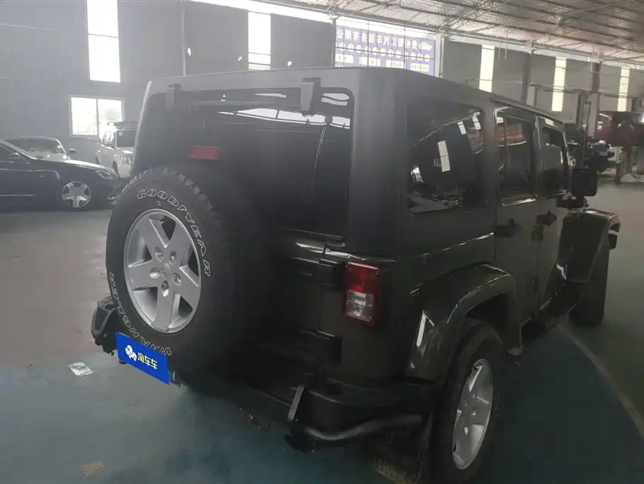 Wrangler 2.8 TD Sahara 4-door Comfort Enjoyment