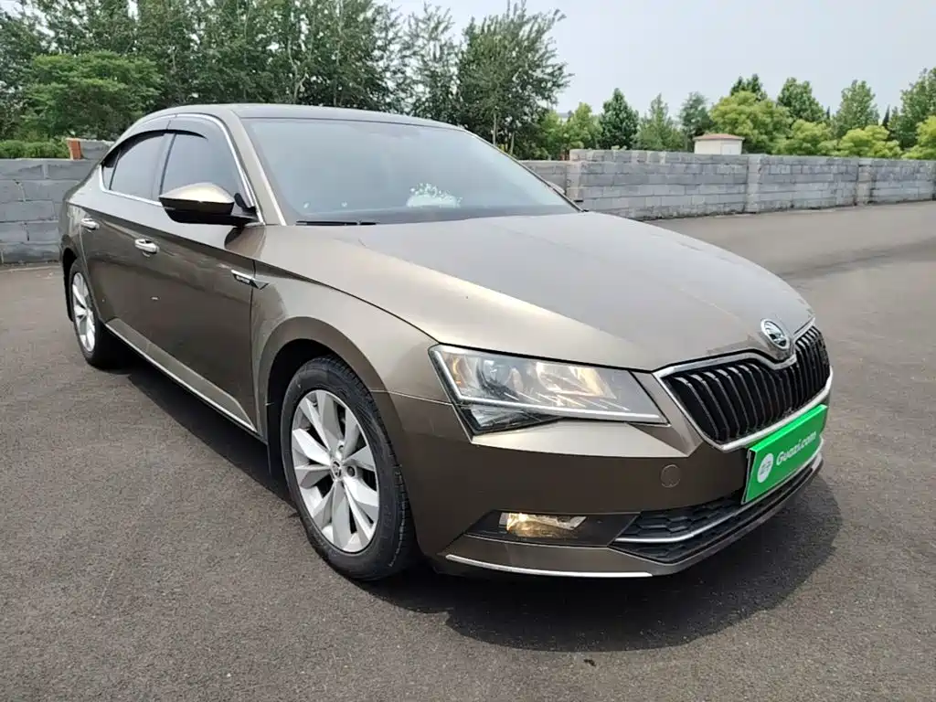 Superb TSI280 DSG Comfort CN-V