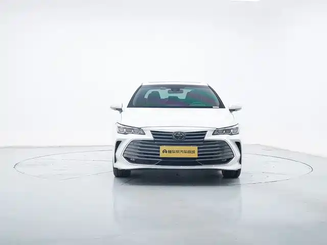 Avalon 2.0 L XLE Premium CN-VI