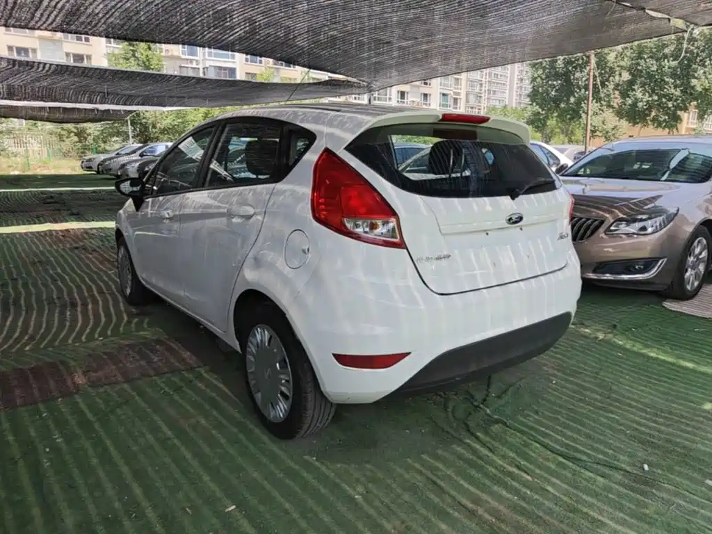 Fiesta Hatchback 1.5 L Manual Style