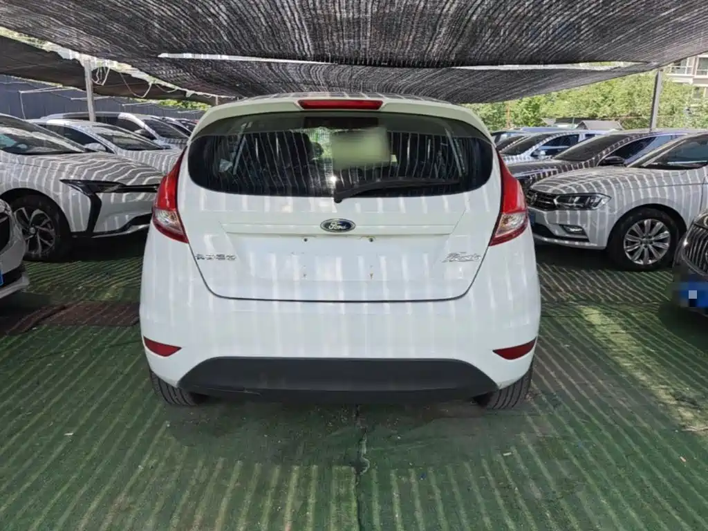 Fiesta Hatchback 1.5 L Manual Style