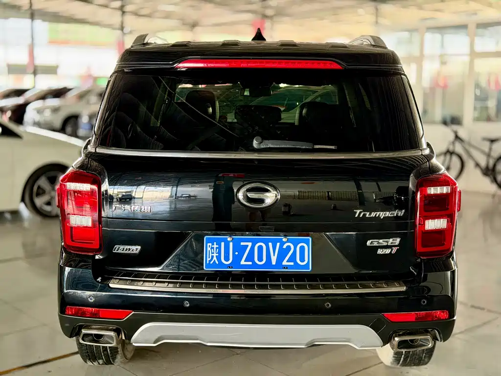GAC Trumpchi GS8 320 T 4 WD Luxury Connected (7-seat)