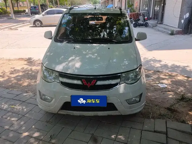 Wuling Hongguang 1.5 L Classic S Standard
