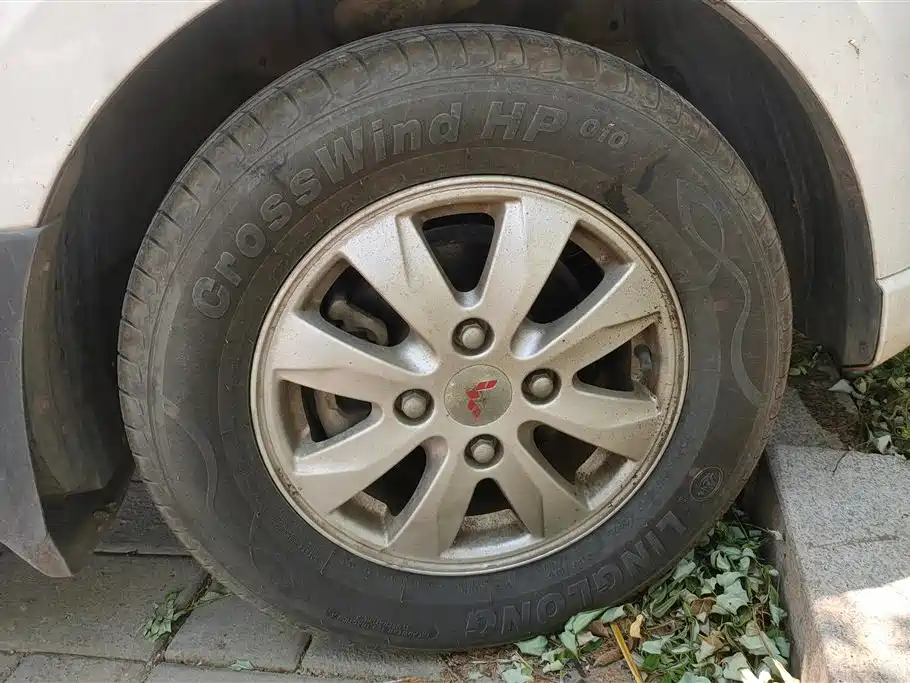 Wuling Hongguang 1.5 L Classic S Standard