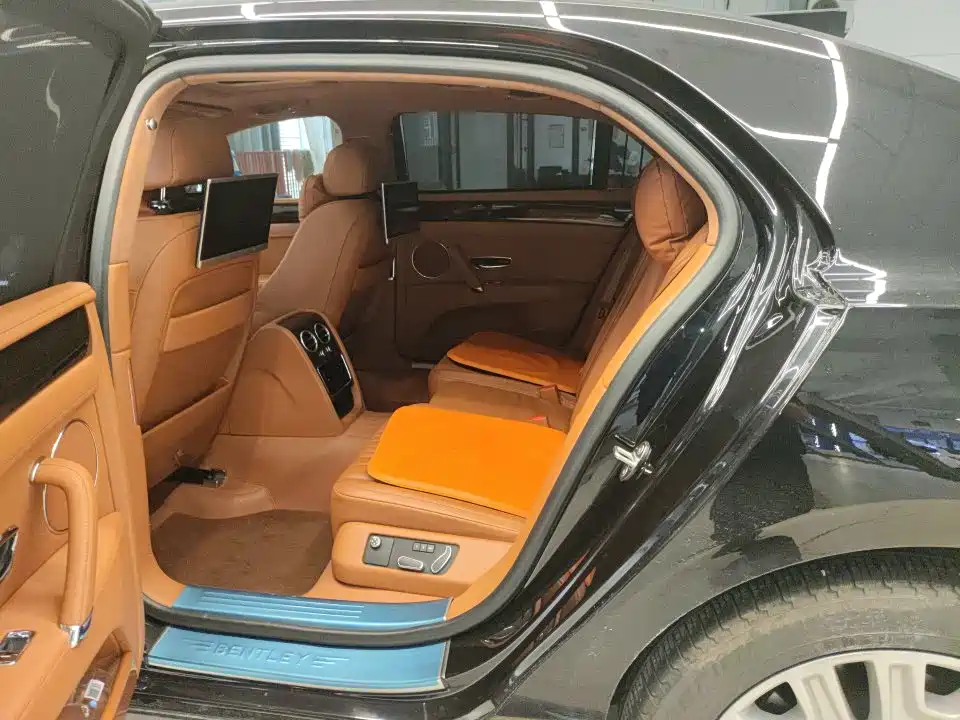 Flying Spur 4.0 T V8 Standard