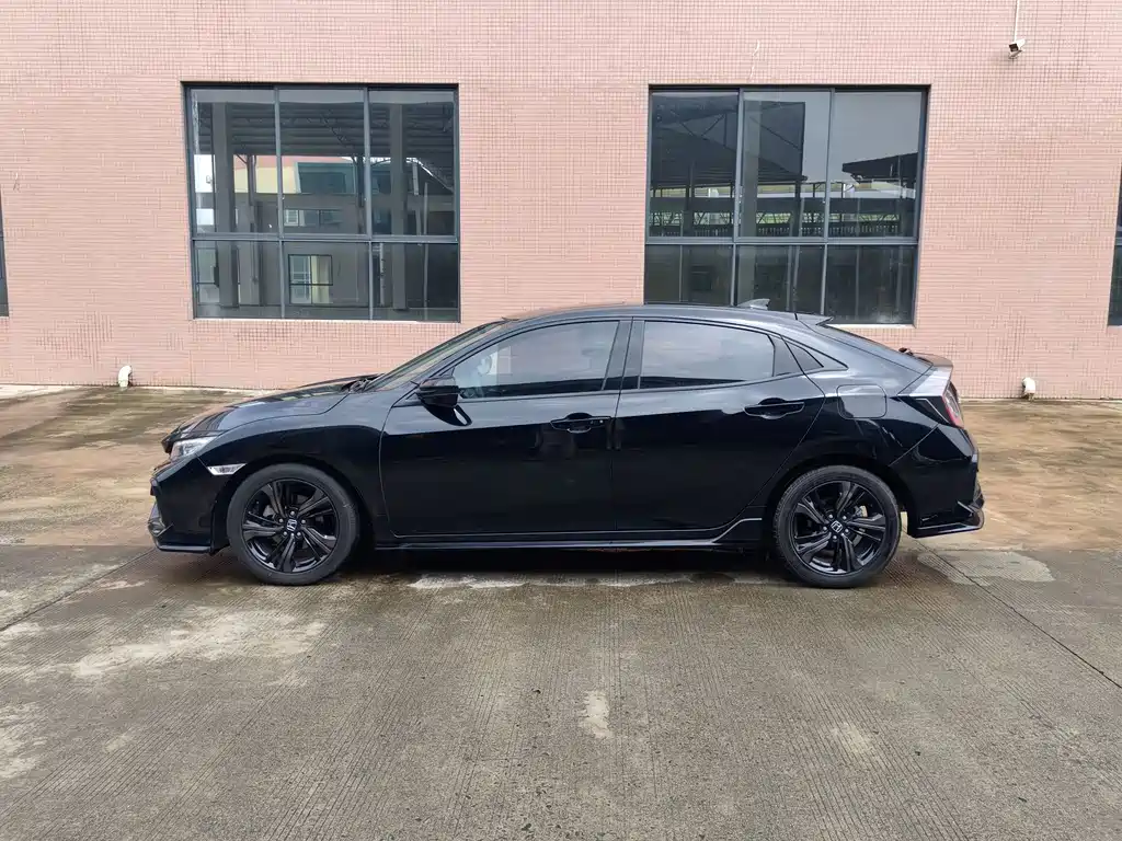 Civic HATCHBACK 220 TURBO CVT Trend Cool Control