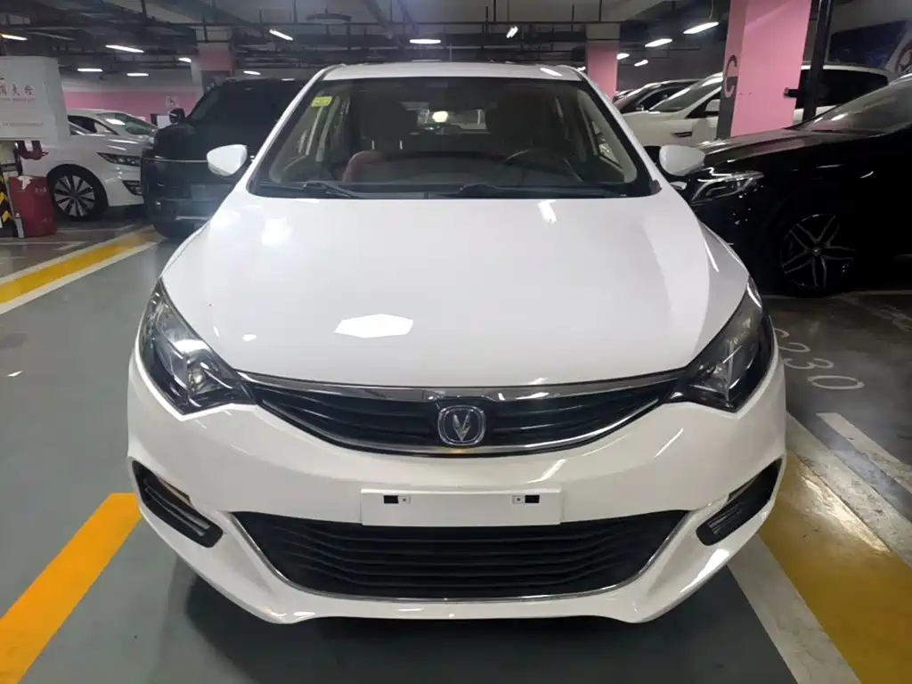 Eado XT 1.6 L Manual Handsome Cool CN-V