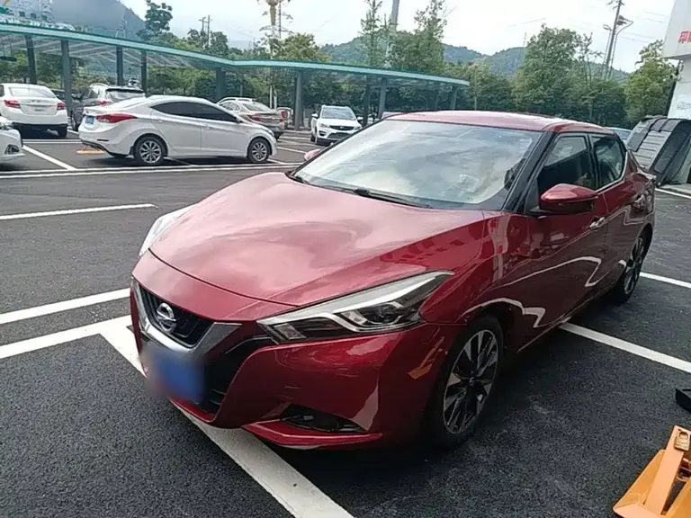 Nissan Lannia 1.6 L CVT Smart Cool