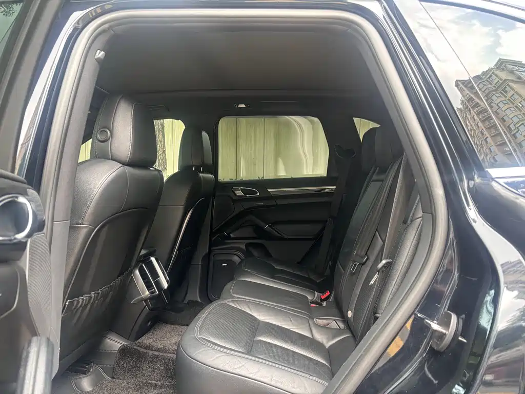 Cayenne Cayenne Platinum Edition 3.0 T